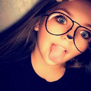 Meet your Posher, Marissa